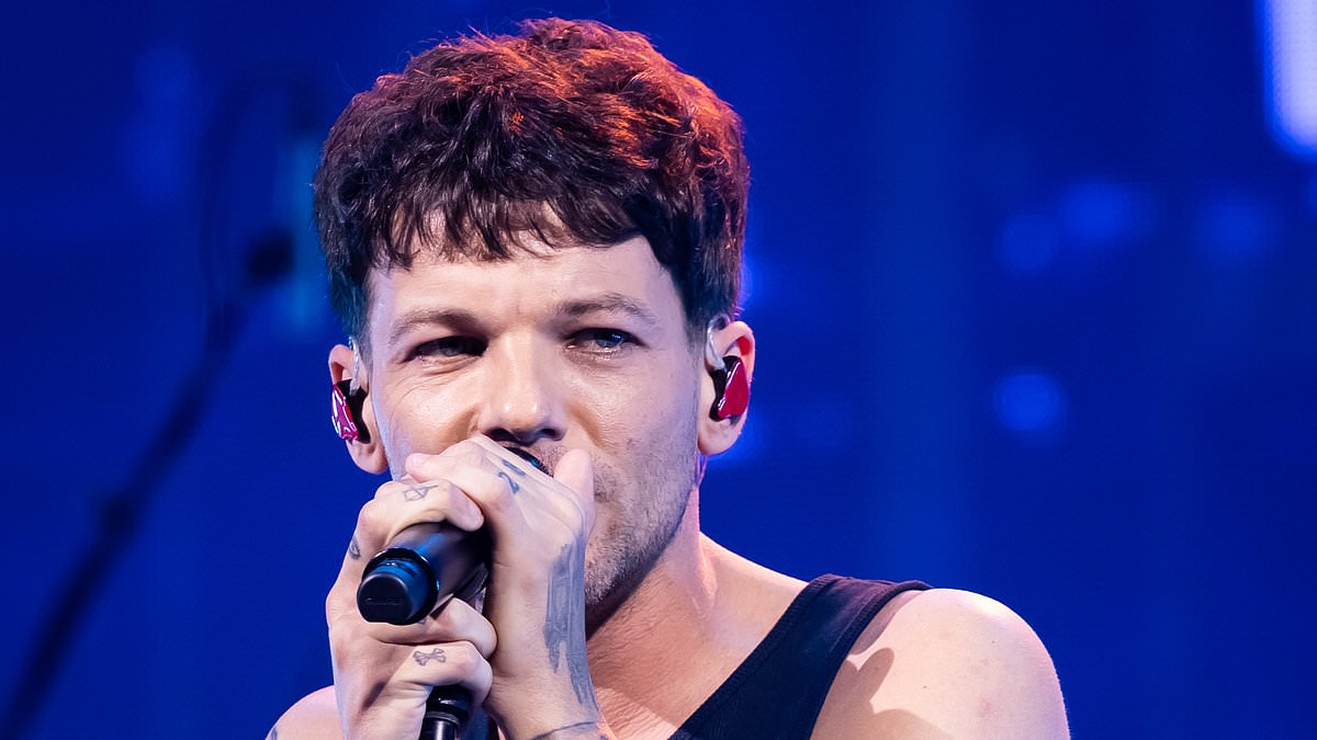 Louis Tomlinson appears to confirm 'feud' with Zayn Malik as he unfollows former One Direction bandmate after rumours of a 'punch up' during filming