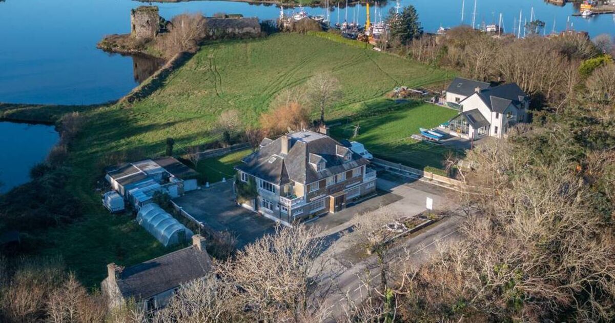 €450k riverside West Cork inn has Olympic rowers as upriver neighbours