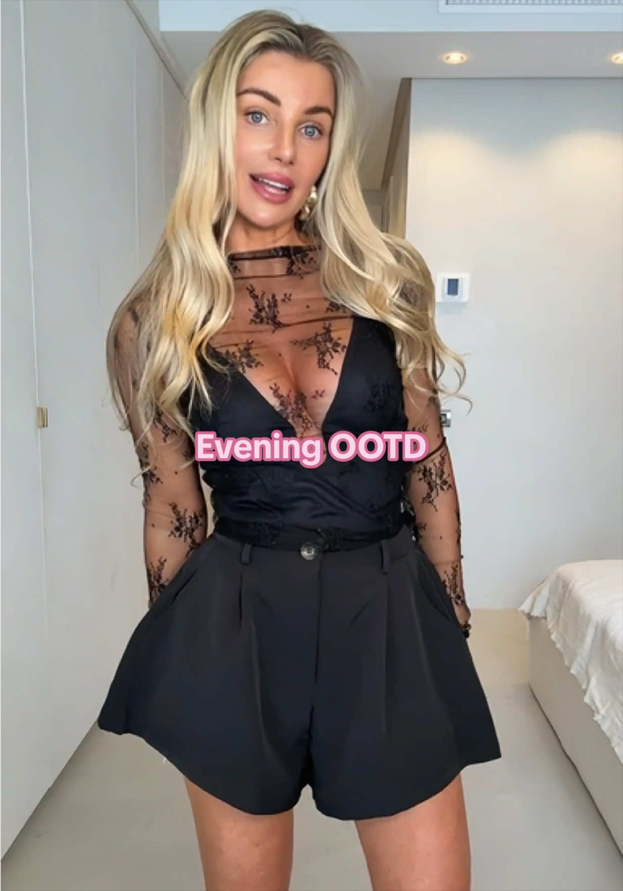 Wearing size small in the top and bodysuit and size XS in the shorts 🖤🫧🫶✨ #ootd #tiktokmademebuyit #dealdrops #tiktokshopmademebuyit