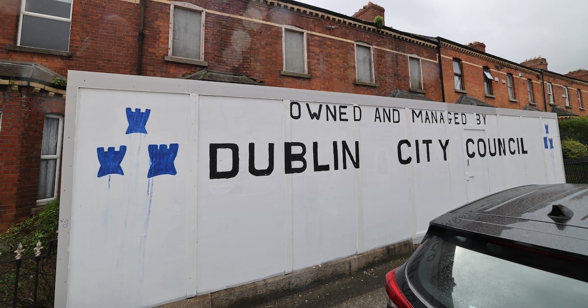 Council ‘shouldn’t have been purchased’ structurally unsound derelict Dublin houses, engineer says