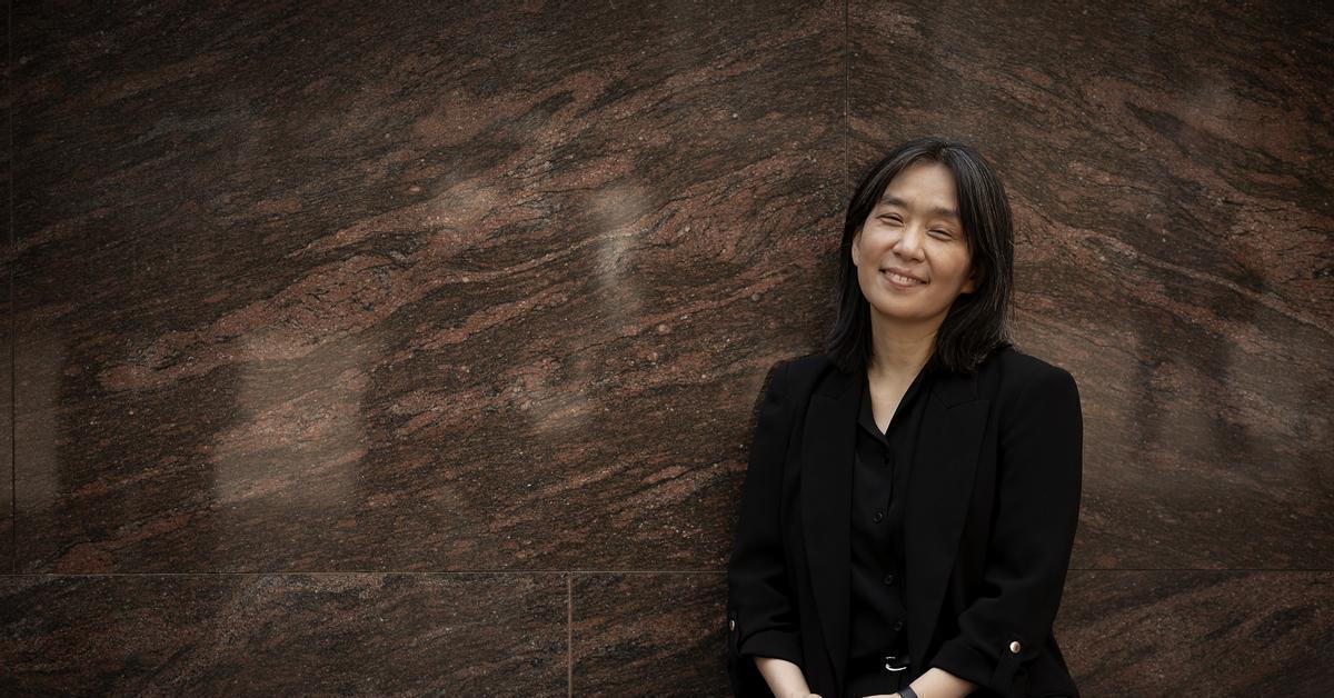 Han Kang: "Cooking and eating together is a way to show love for others"