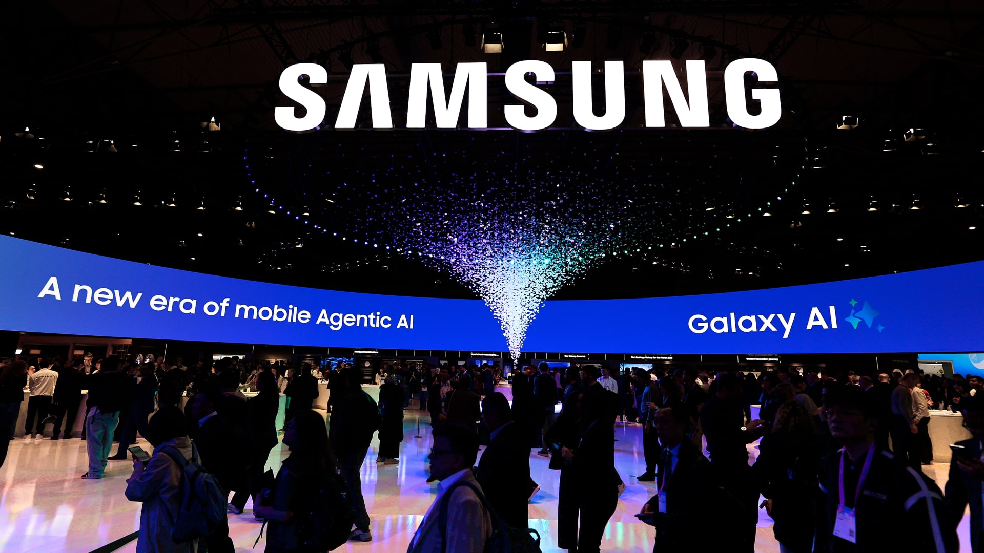 Samsung profit surges over eight-fold to beat estimates as AI boom fuels memory chip crunch