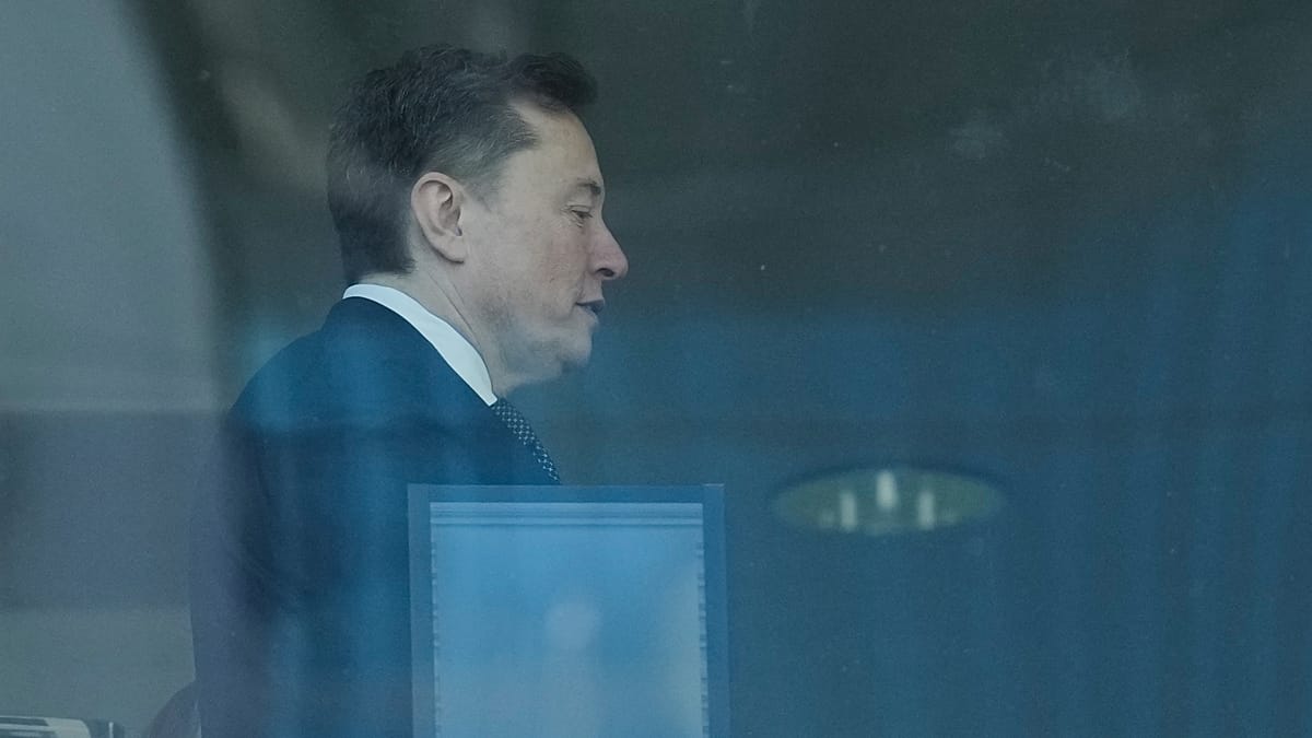 Musk and OpenAI lawyer spar on third day of trial
