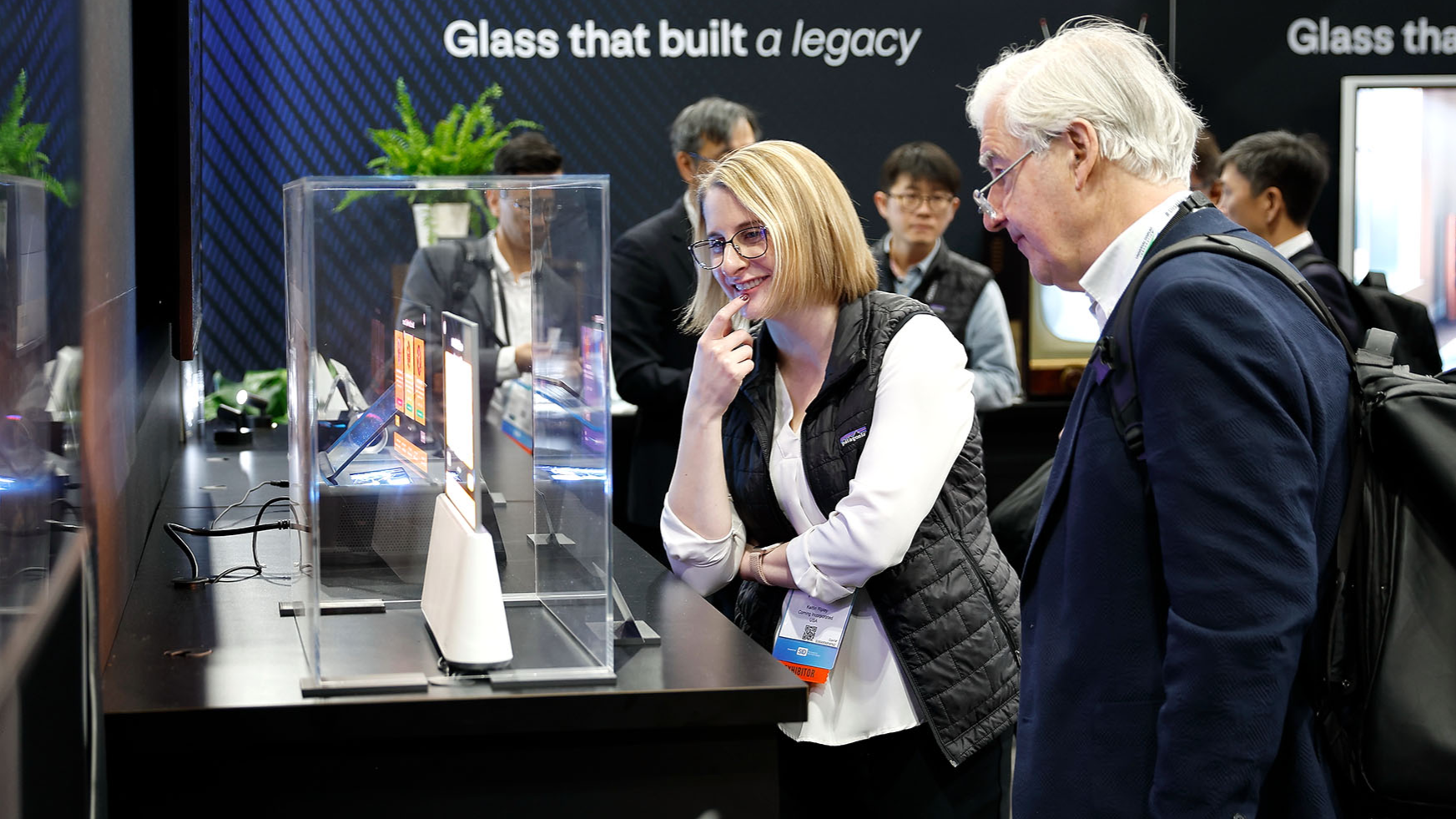 Chinese brands 'display' tech at expo