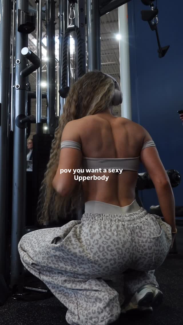 Save for your next Upperbody day if you’re tryna get a sexy back🤪 1 out of 2 of my Upperbody days to build these stick ...