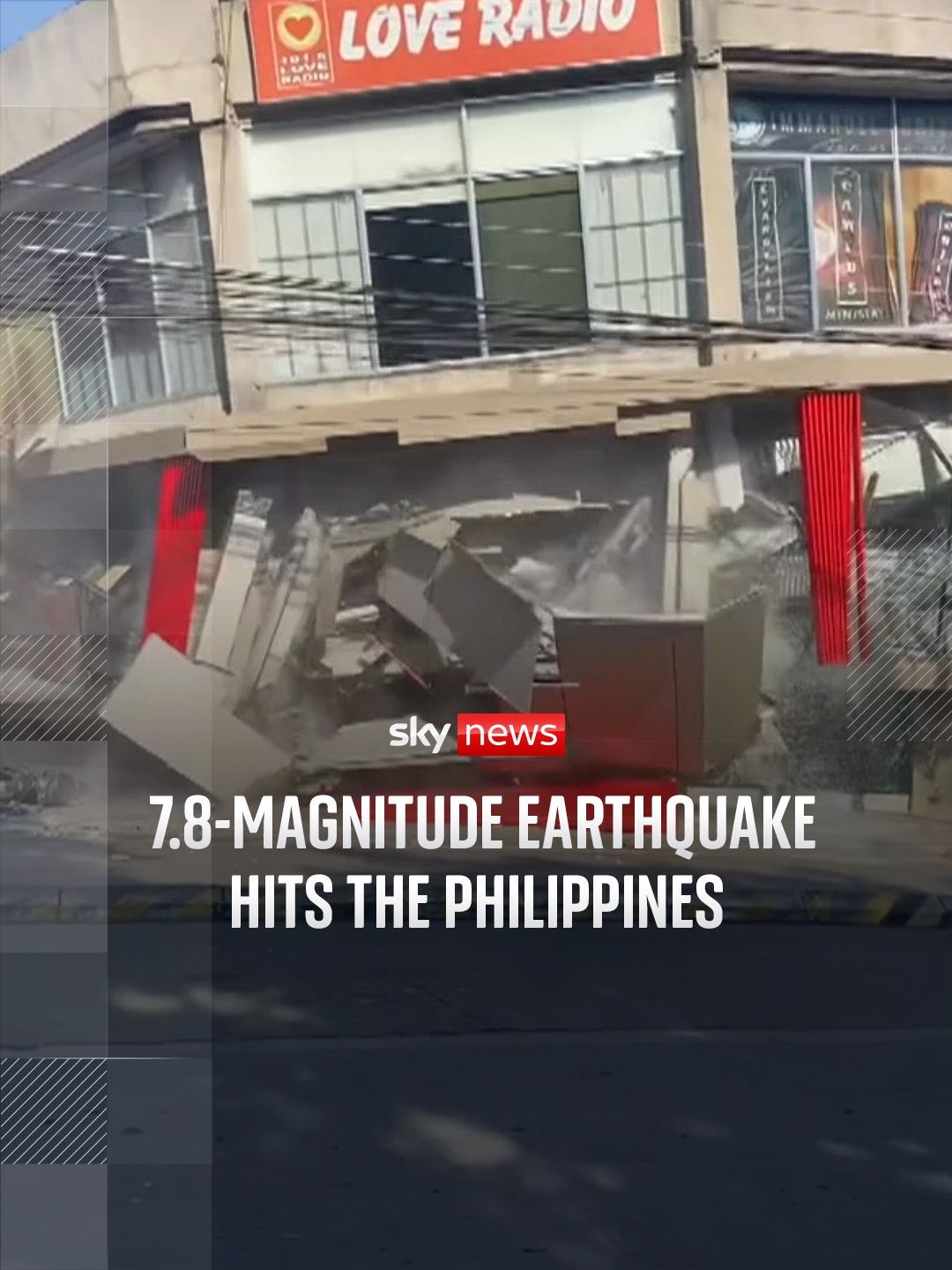 Footage shows terrified schoolchildren in the Philippines fleeing as a wooden structure collapses near them. A 7.8-magnitude earthquake has hit the country. The death toll has been rising, with at least 32 dead. #philippines #earthquake #skynews #philippinesnews #philippinestiktok