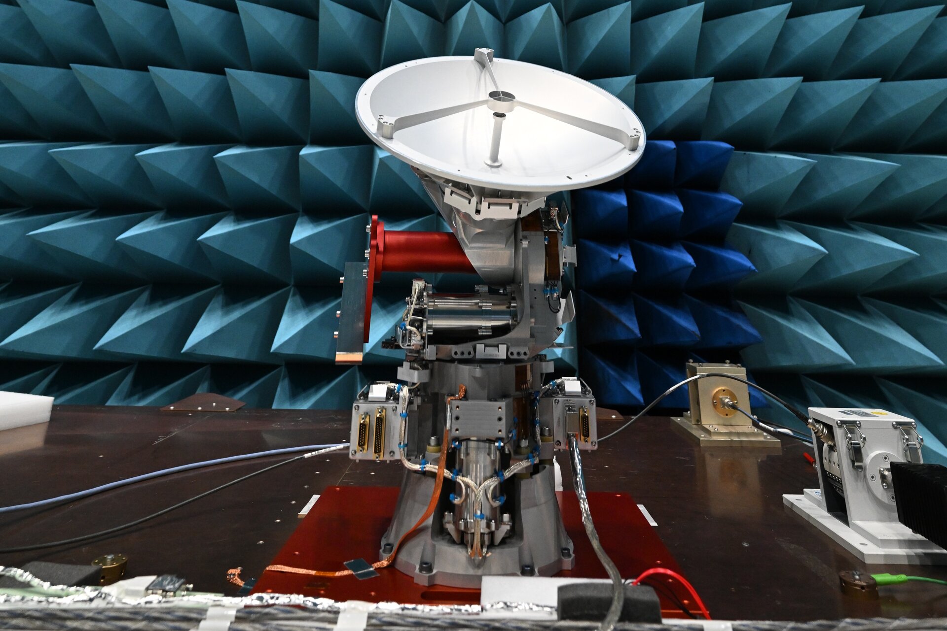 Conversations in the sky: Galileo’s intersatellite links tested