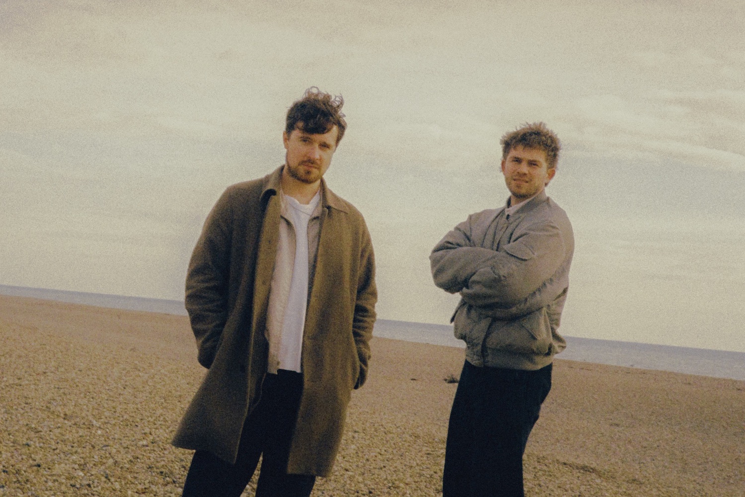 “Arms Out Wide Like an Aeroplane”: Aquilo Capture Love’s Sweetness on “Under My Skin,” a Sun-Kissed Indie Pop Daydream