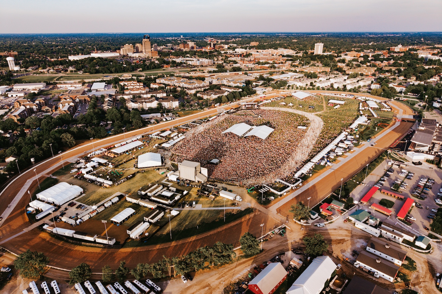 Railbird 2026 Was Derby Roads, Country Music, and a Community Coming Together