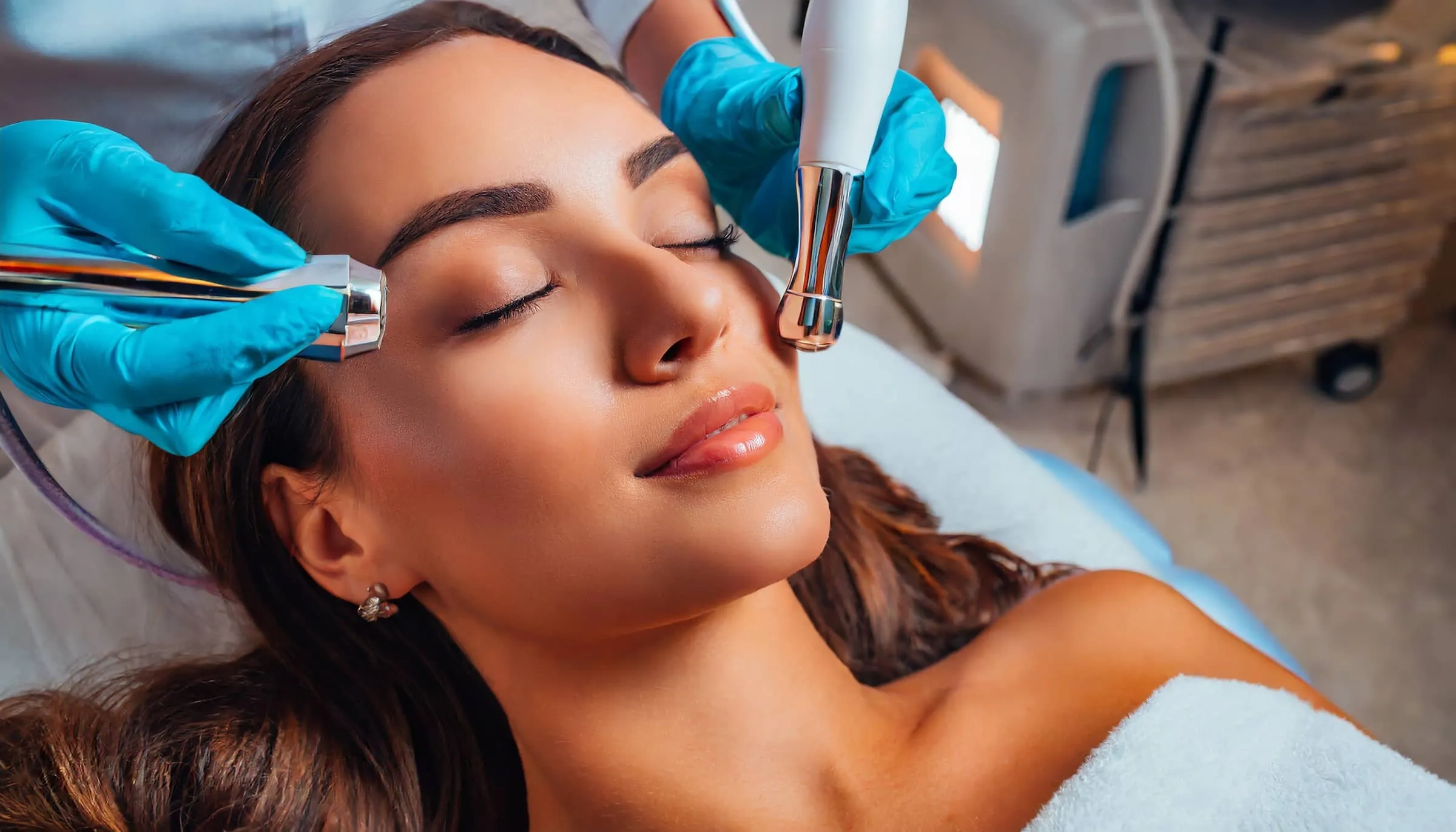 Non-Invasive Beauty Treatments Actually Worth Paying For
