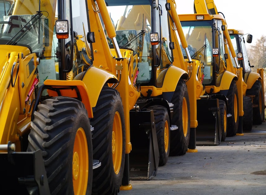 EquipmentWatch survey: Dealers face high pricing, inflation in 2026