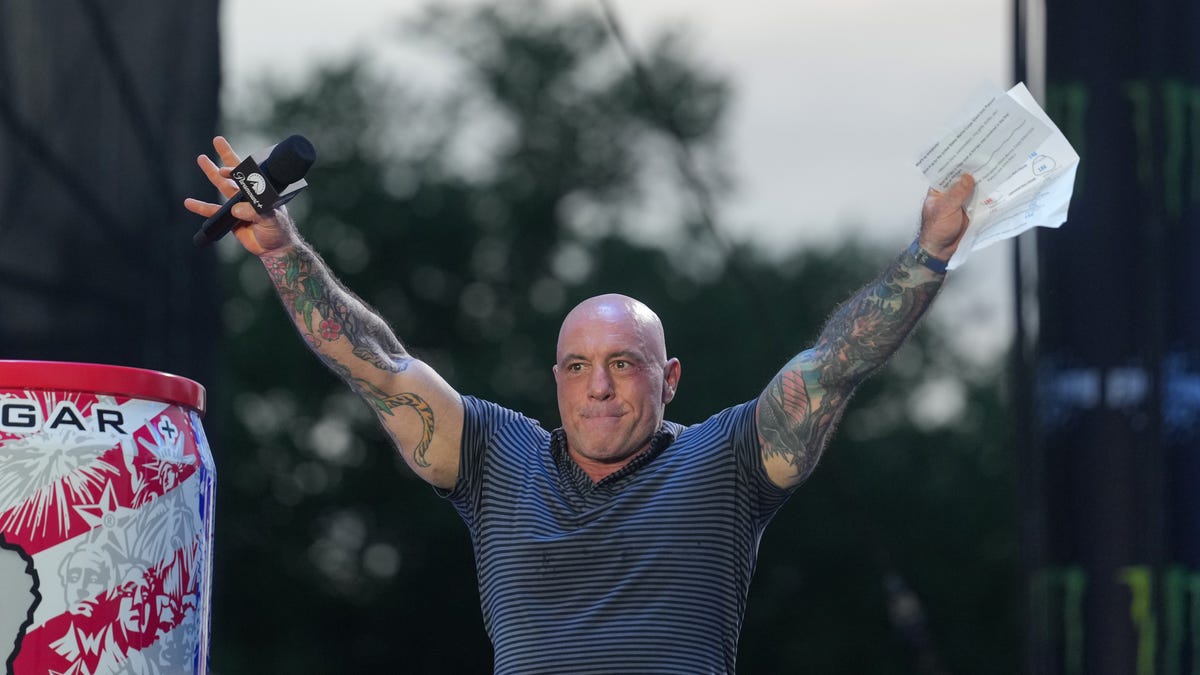 Joe Rogan says Trump might have 'f---ed it up' with the Iran War