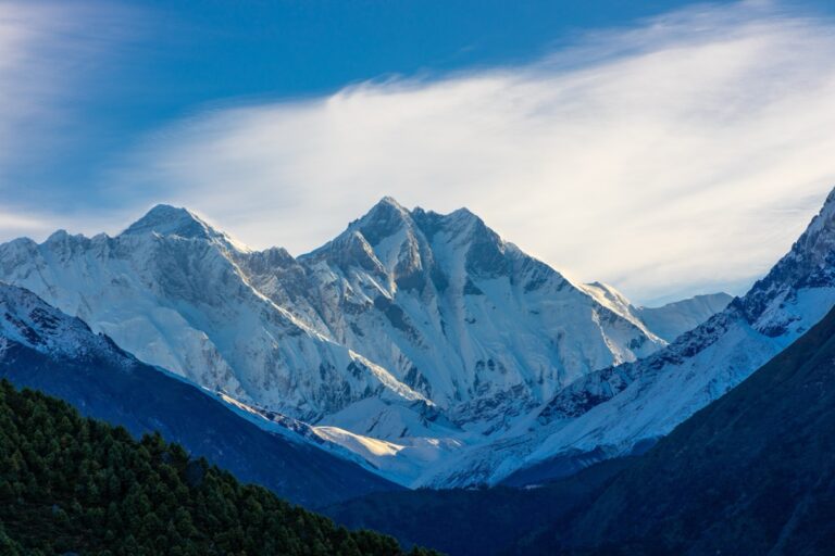 Sherpa left for dead on Everest tells his story