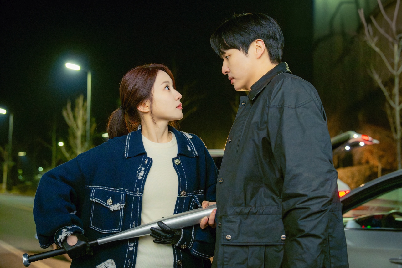 Stream It Or Skip It: ‘Spooky In Love’ On Netflix, Where A Hotel CEO Who Can See Ghosts And A Prosecutor Fall For Each Other