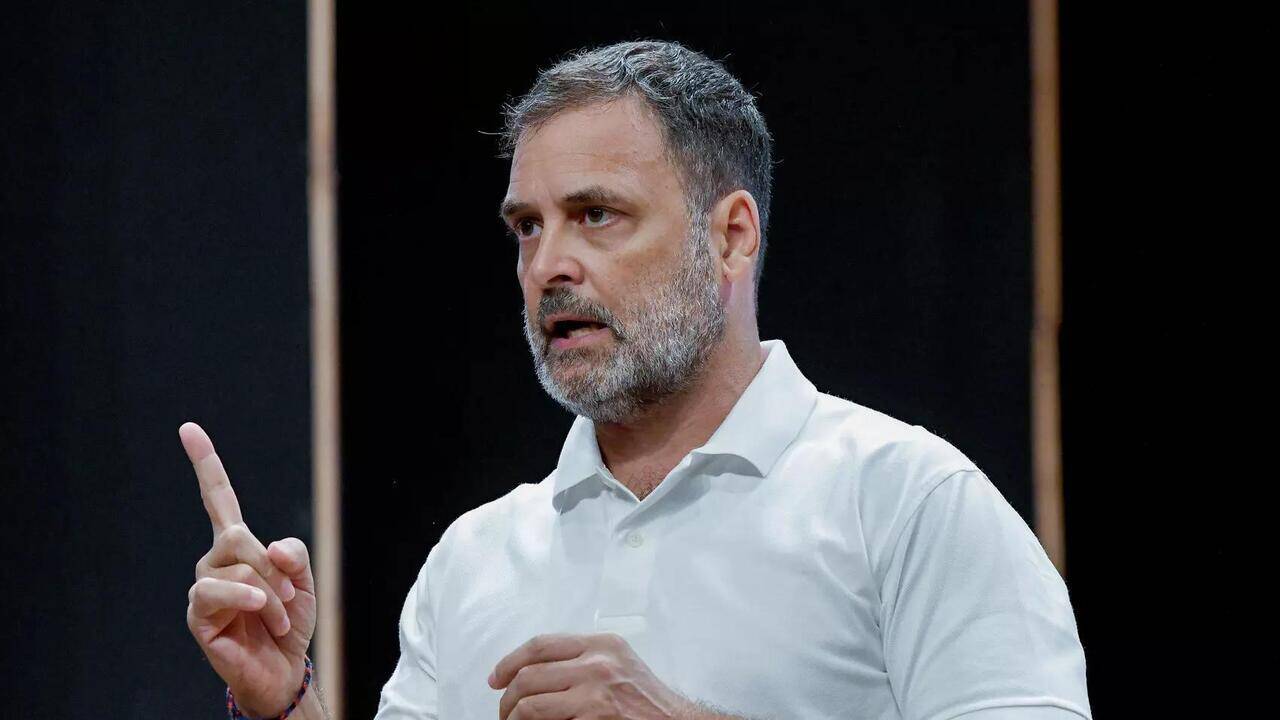 'Power does not last forever': Rahul Gandhi's warning to police after tear gas, lathicharge on student protesters