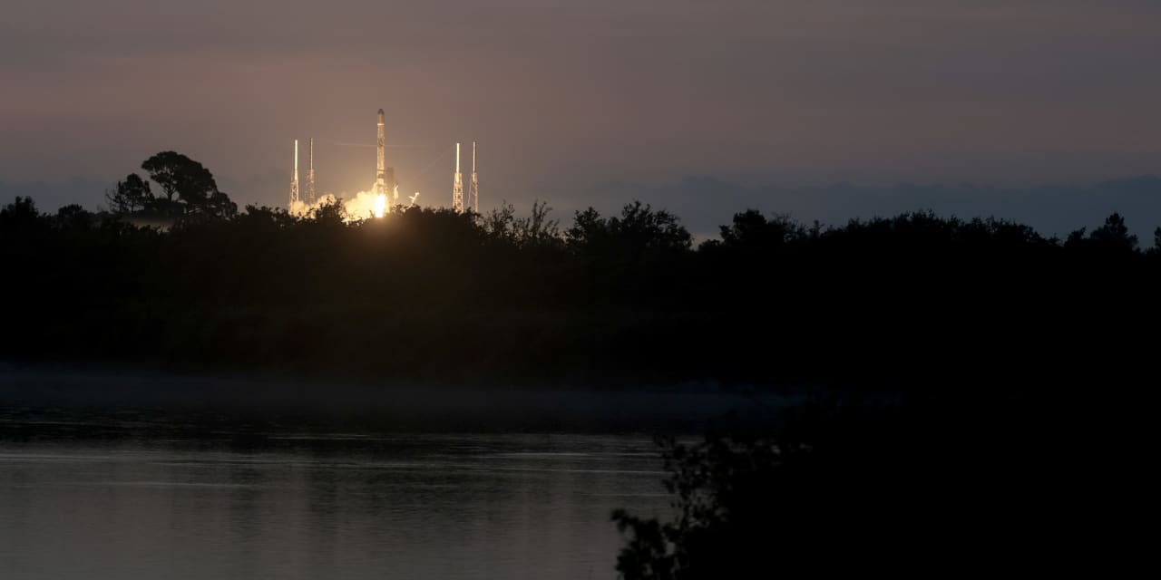 Elon Musk Has a Dire Warning for SpaceX Stock Short Sellers