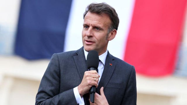 France becomes the first EU country to ban social media for children