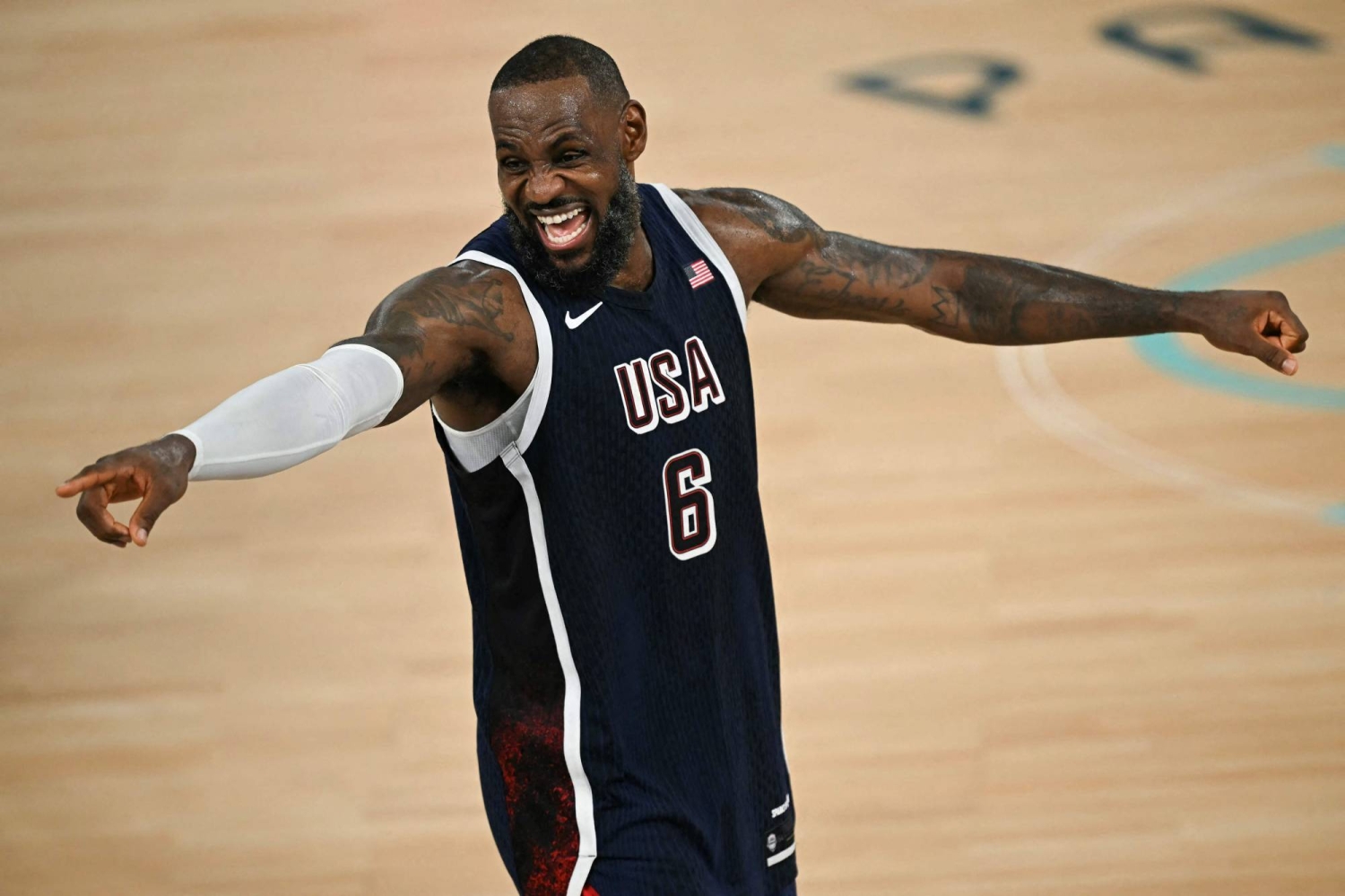 ‘Thrilled’ 76ers sign James with eyes on NBA title run