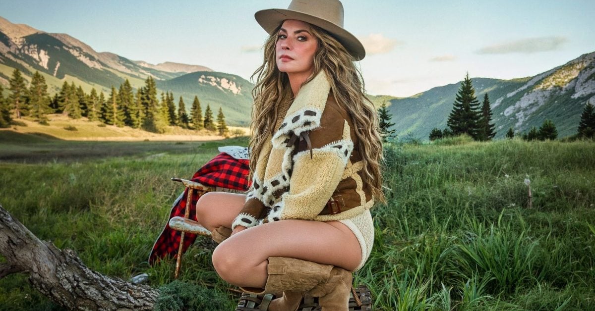 Album Review – Shania Twain’s “Little Miss Twain”