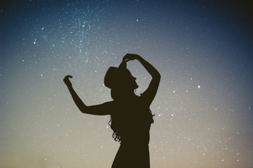 10 Good Reasons to Let Go of Things in Life (Sooner Rather than Later)
