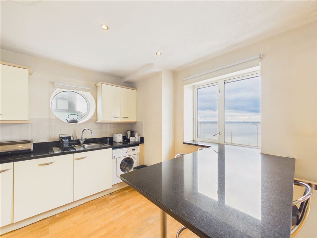 11 Baily Point, Salthill, Galway - DNG Leonard & Heaslip - 5019395