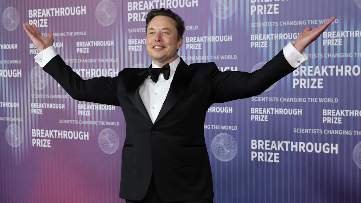 Elon Musk could get his near-$1 trillion payday a lot sooner if SpaceX buys Tesla