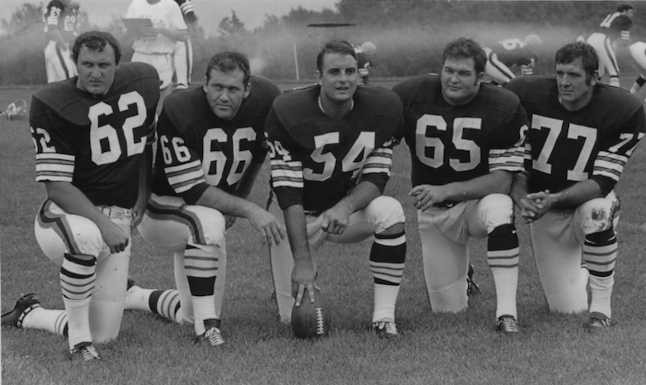 Former Browns star, 2-time Super Bowl champ OL coach dies at 82