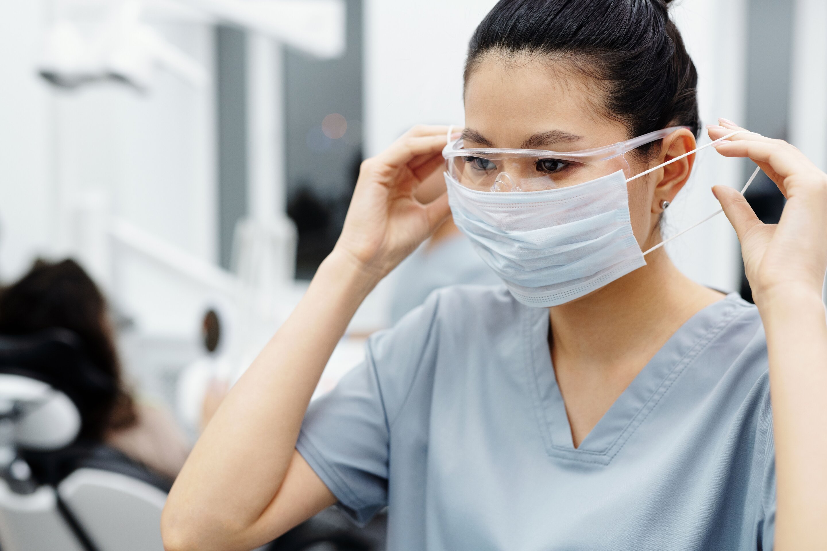 27% of UK health care workers report long COVID symptoms