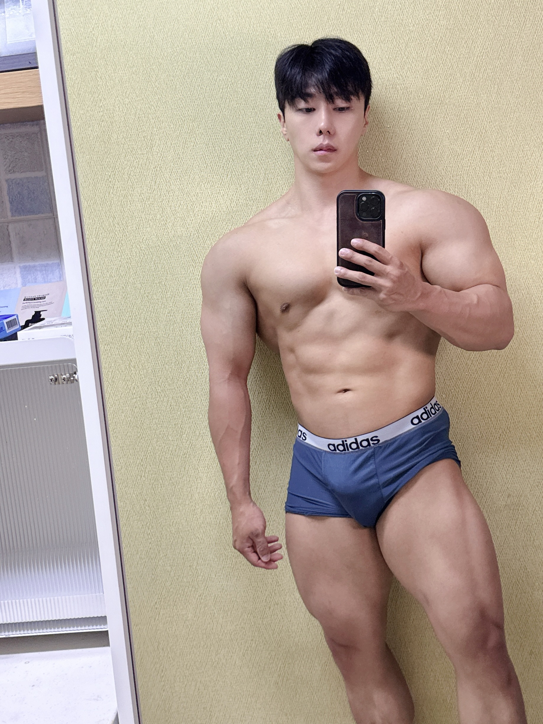 나는 모르겠는데 남들이 좋아졌대