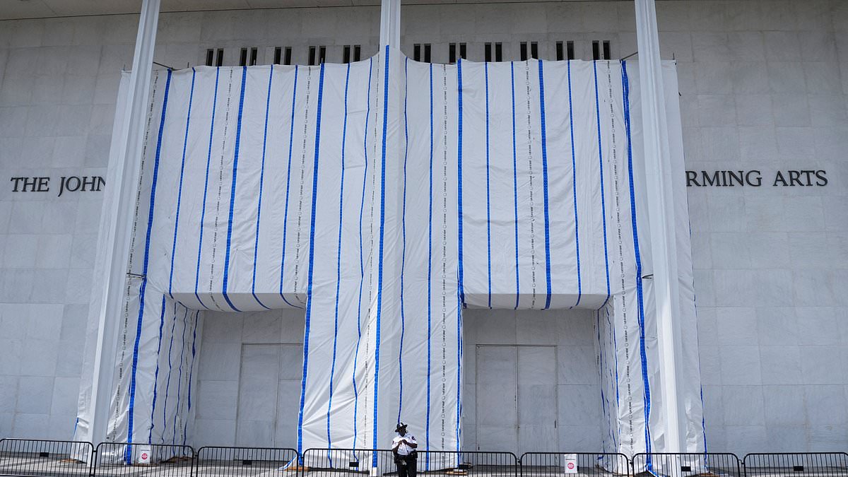 Kennedy Center board votes to close venue