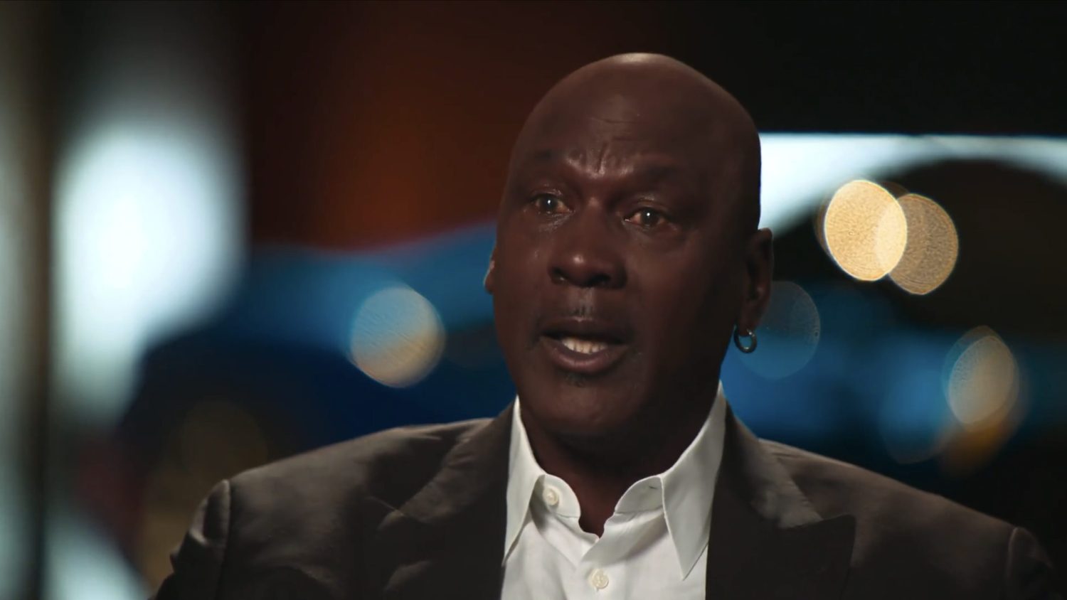 Mike Tirico pushes back on the narrative around his lone Michael Jordan interview