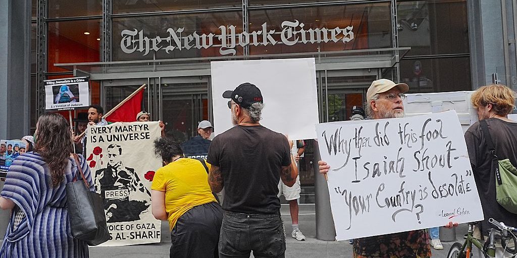 The New York Times Conveniently Forgets the Real Stakes of Attacks on Free Speech