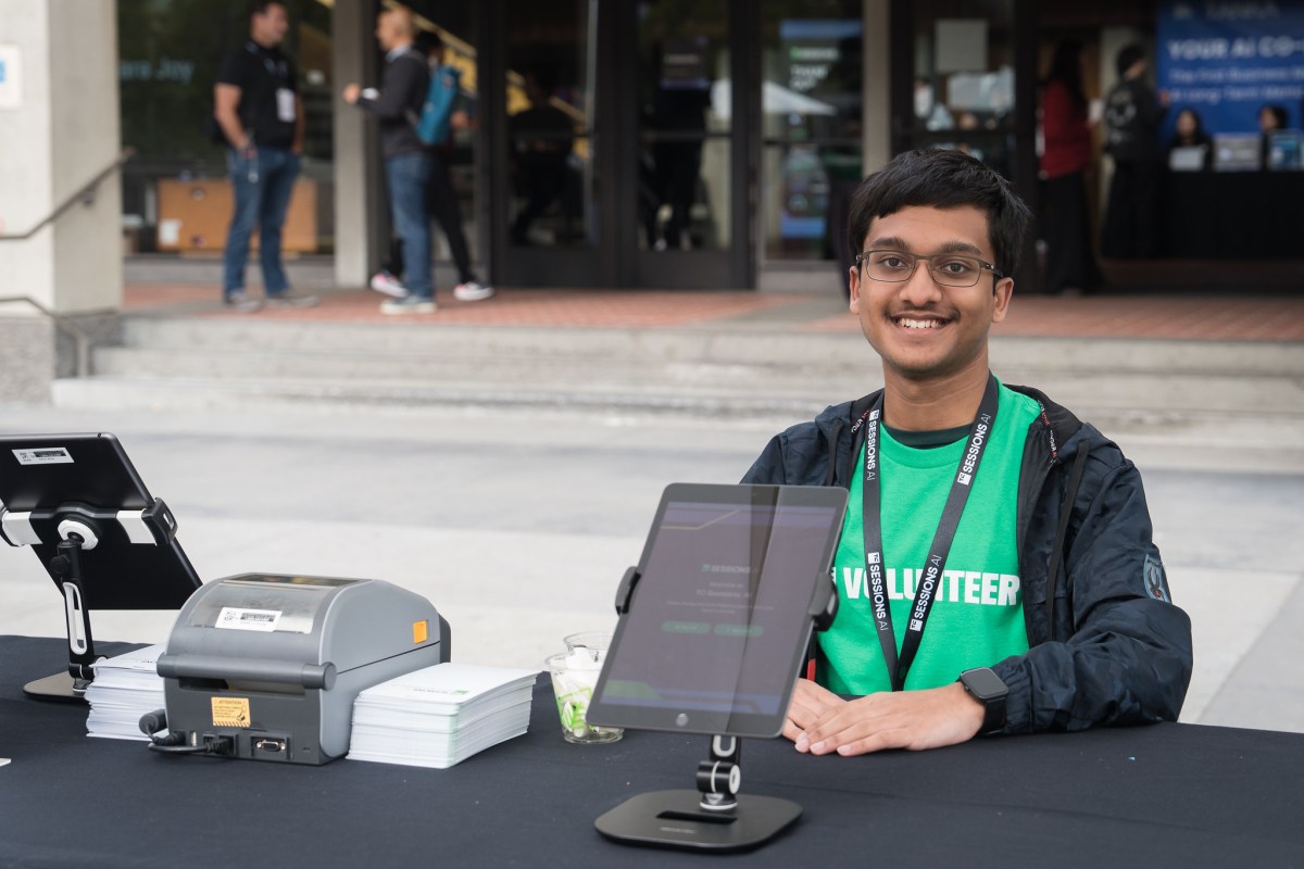 Last call: Disrupt volunteer application closes soon 