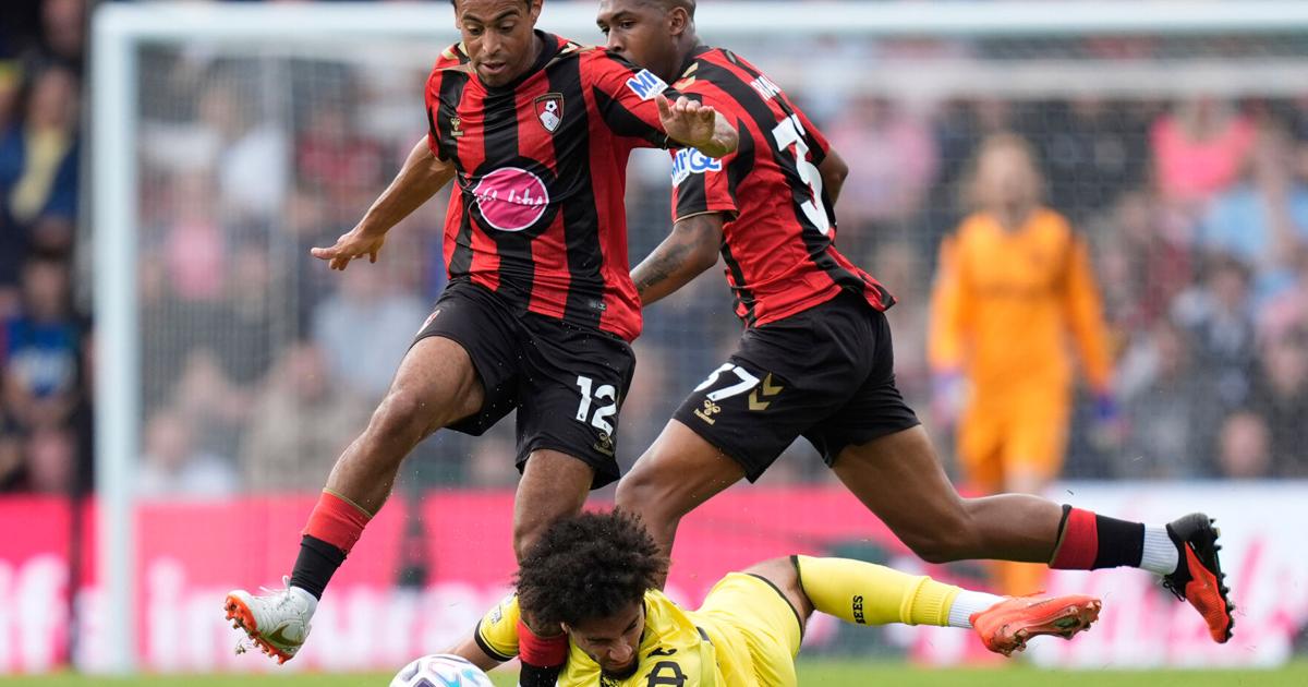 Bournemouth beats Real Sociedad 2-1 in its first European match. Juventus, Crystal Palace win big