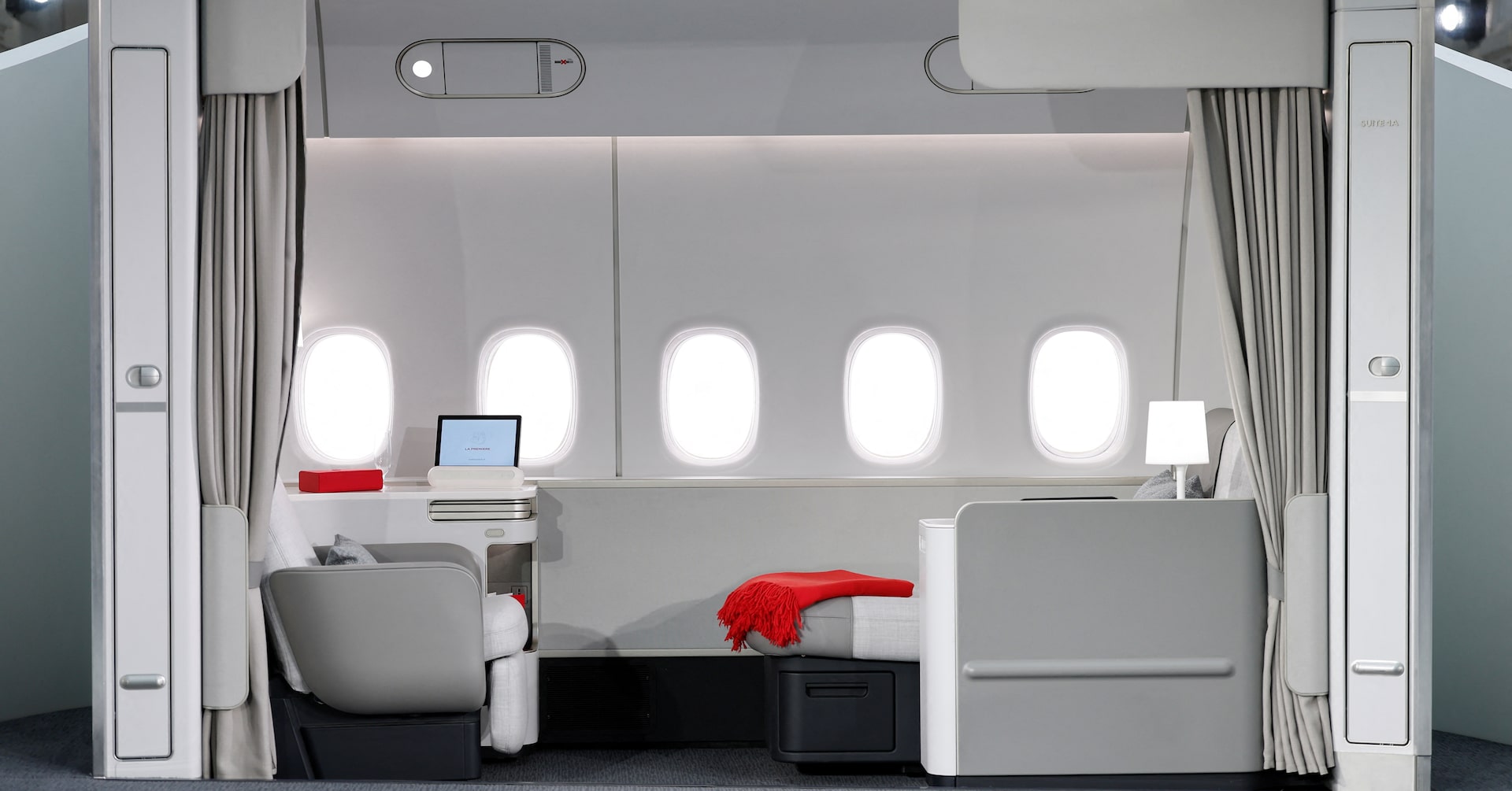 Caviar and champagne: Air France's luxury shift helps ride out Iran war impact