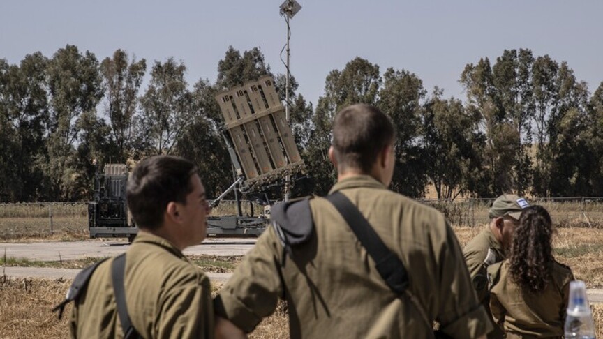 Israeli army faces severe troop shortage, prepares to halt leave: Newspaper