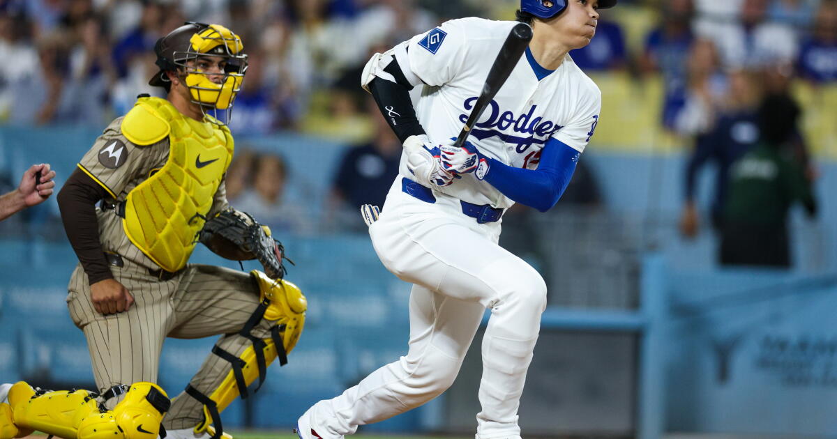 Shohei Ohtani gets a hit in his return, but Dodgers fall to Padres, fail to clinch bye