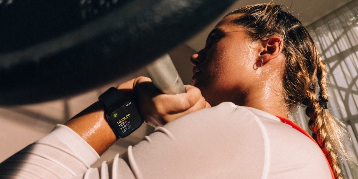 Amazon’s Record-Low Apple Watch Deals End Tonight