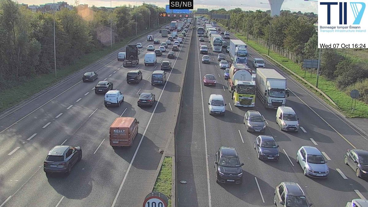 Breakdown on M50 and delays across Dublin - live traffic updates