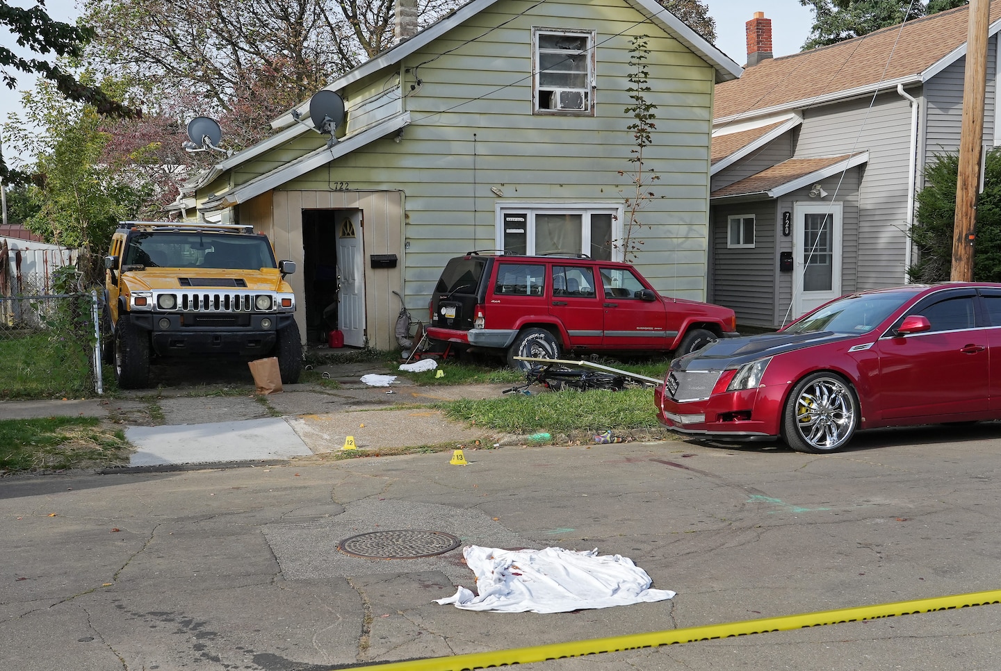 8 dead in mass killing in Erie, Pennsylvania, authorities say