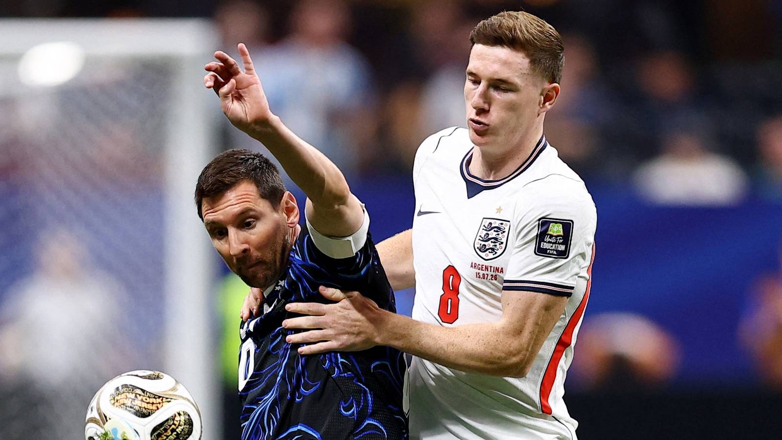 Arsenal hold discussions to sign £15m 'breakout star' after Messi praise