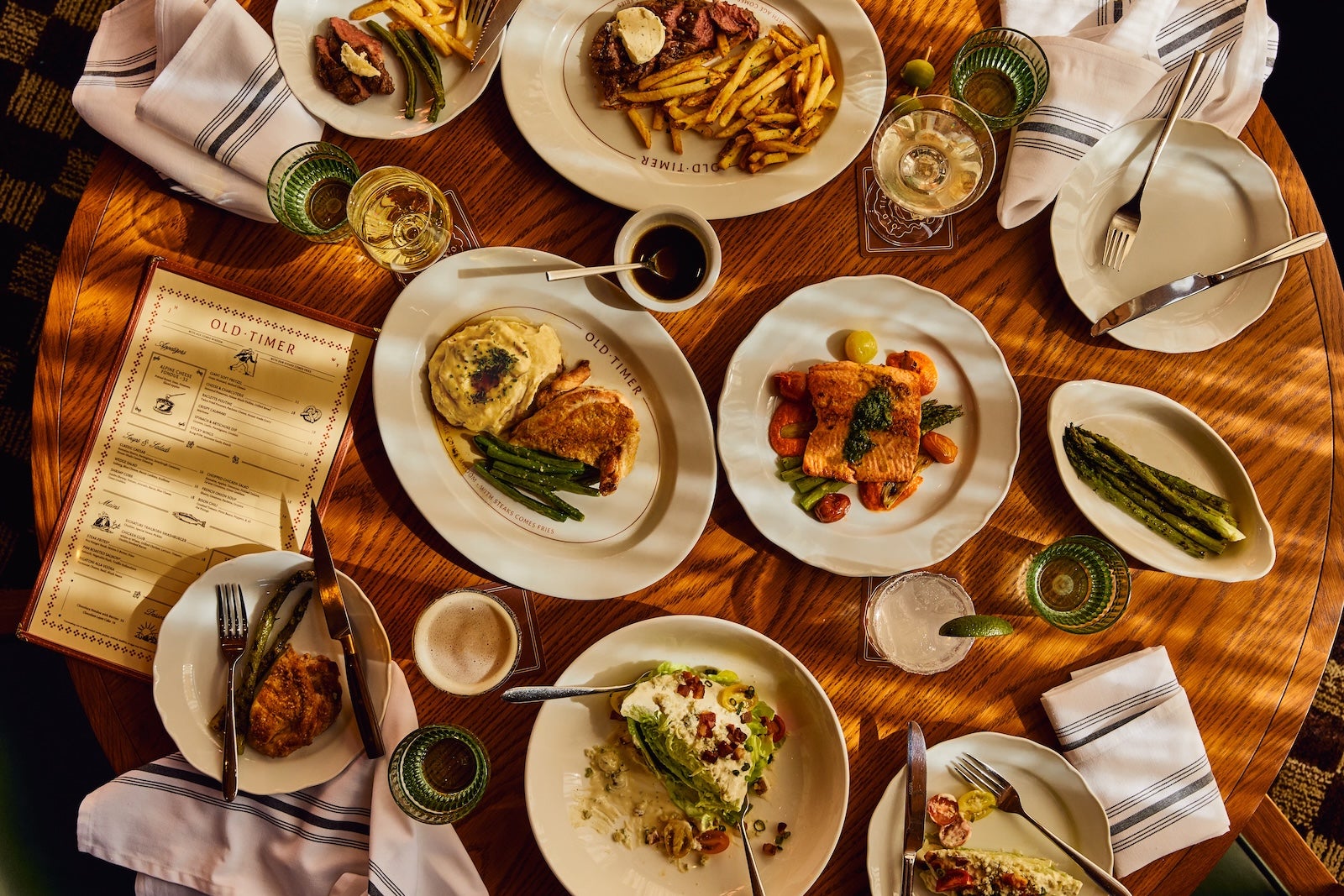 Which restaurant reservation platform offers the best rewards: OpenTable, DoorDash or Seated?