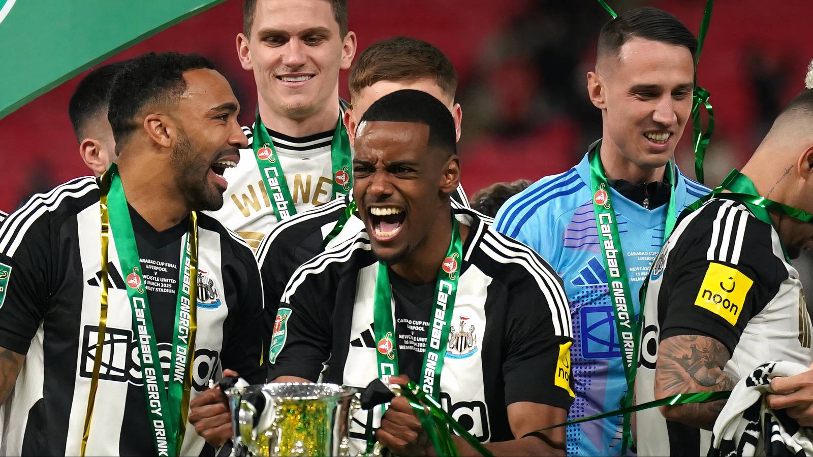 Why Newcastle's new Isak must start ahead of Fernandez-Pardo