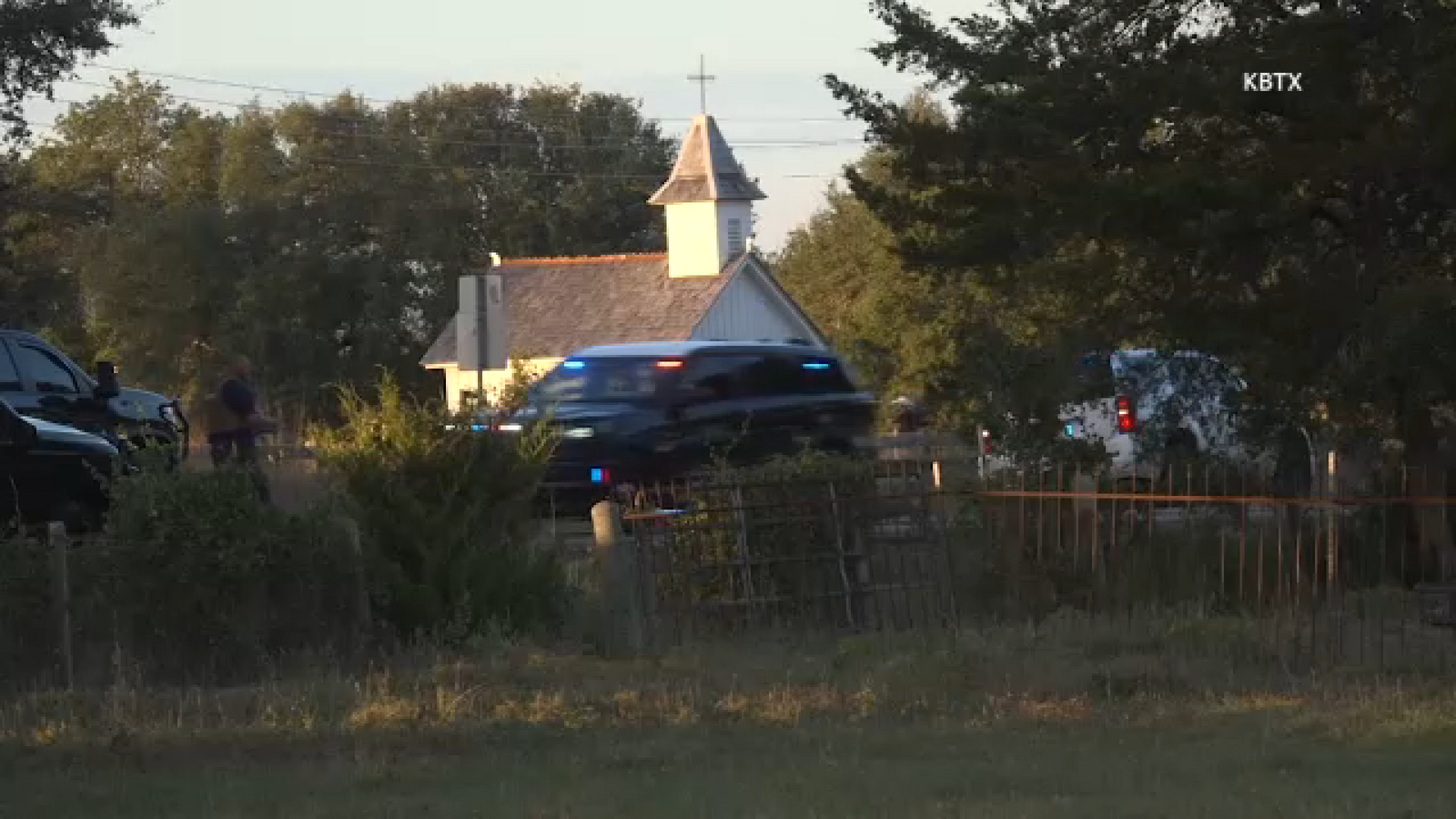 Man wanted for questioning in murder dead after standoff at Fayette County historic church: Deputies