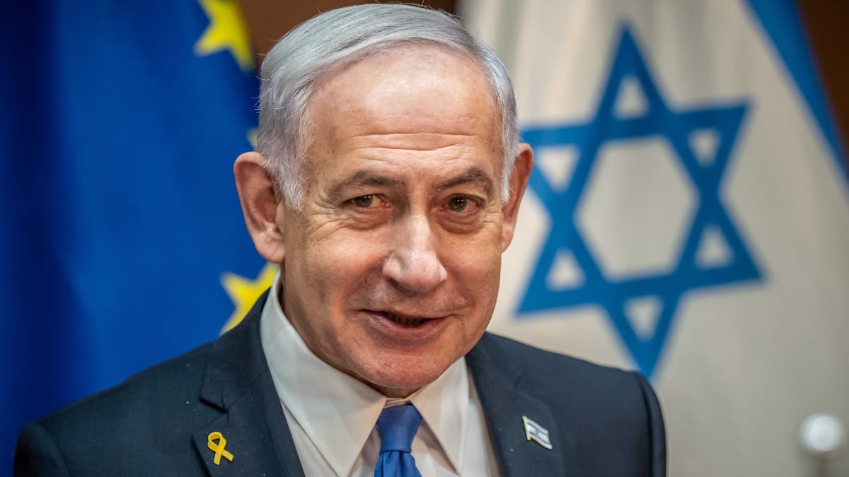 Netanyahu and rival each claim mandate after tight Israel election