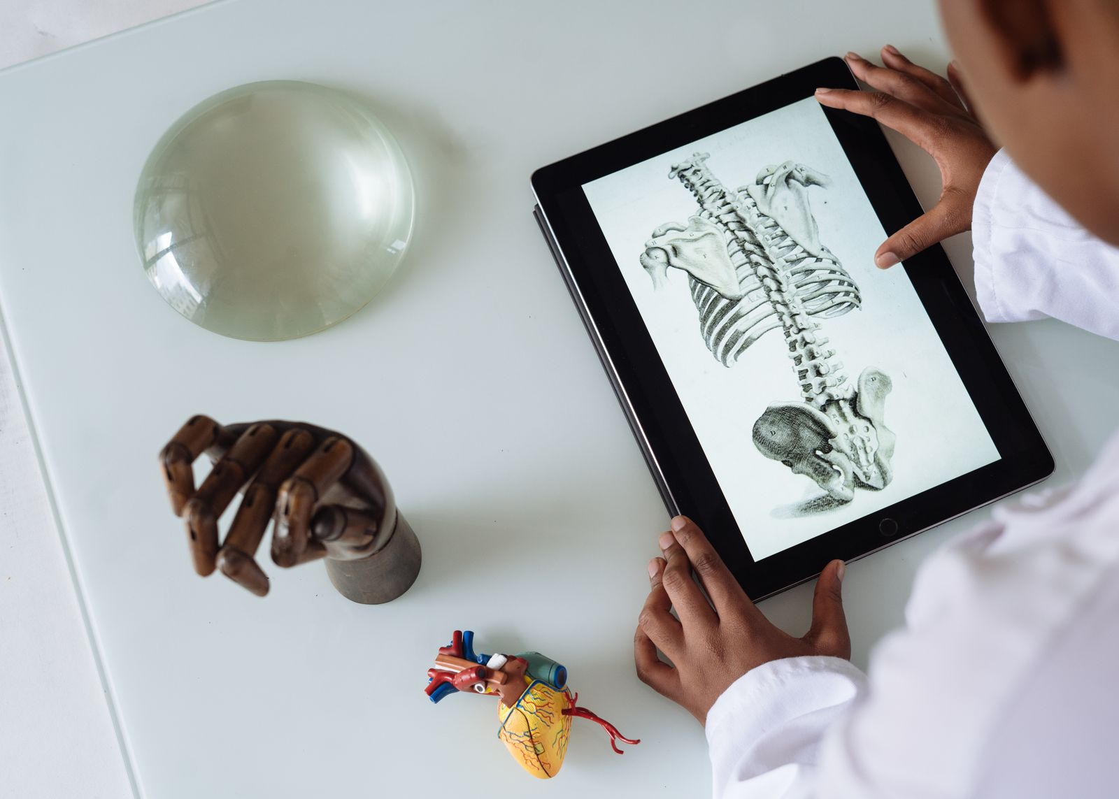 Vera Health Raises $28.5M With a Free Clinician App